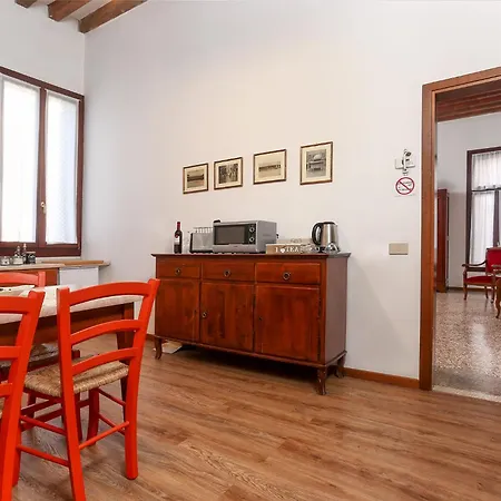 Lejlighed Flat With Canal View Near San Marco Venedig