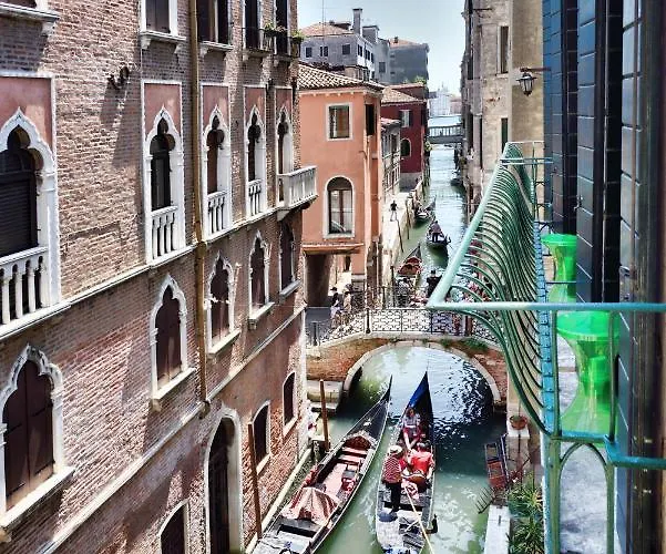 Lägenhet Flat With Canal View Near San Marco Venedig