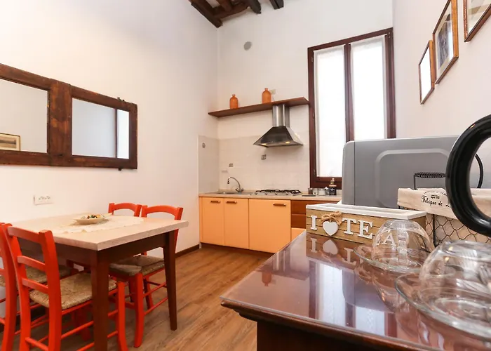 Lägenhet Flat With Canal View Near San Marco *